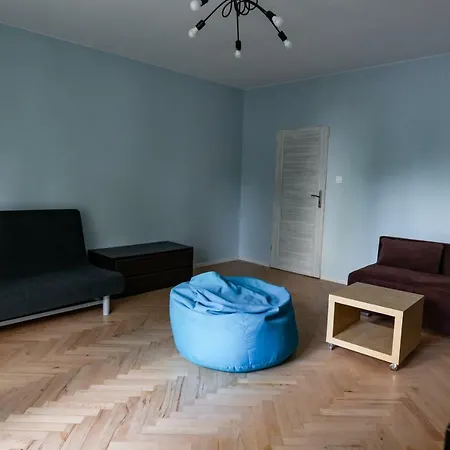 Przestronny Apartament Z 2 Sypialniami Breslavia