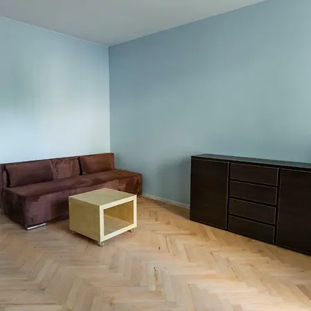 Przestronny Apartament Z 2 Sypialniami *