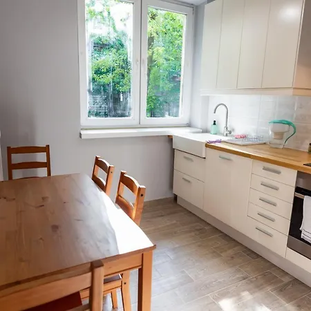 Przestronny Apartament Z 2 Sypialniami Appartamento